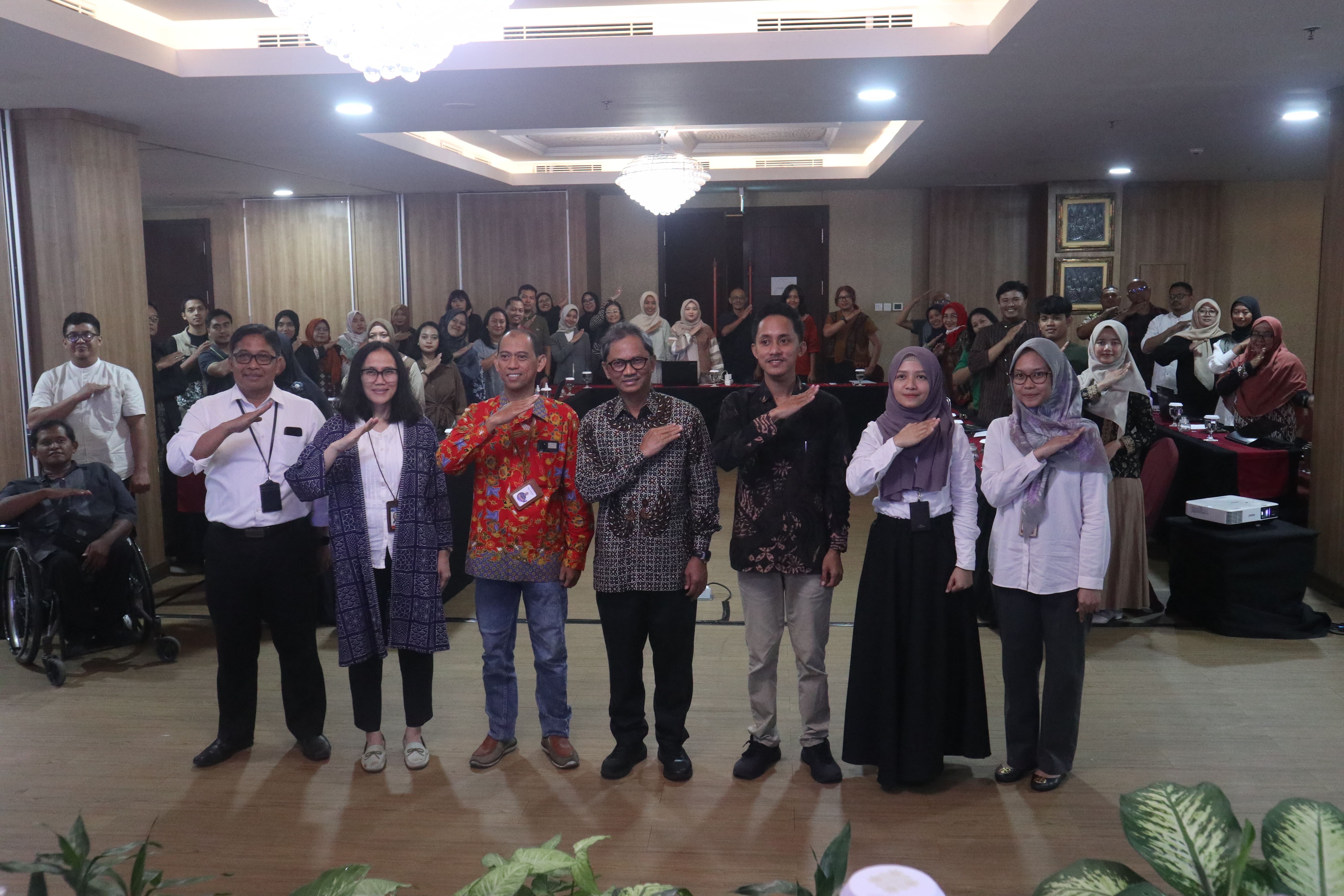 Mendorong Digitalisasi UMKM DIY: “BAKOH, Ekonomi Kokoh”